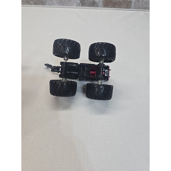 Mattel Hot Wheels Road Beasts Monster Truck TEETH Attack Pack - Picture 7 of 12